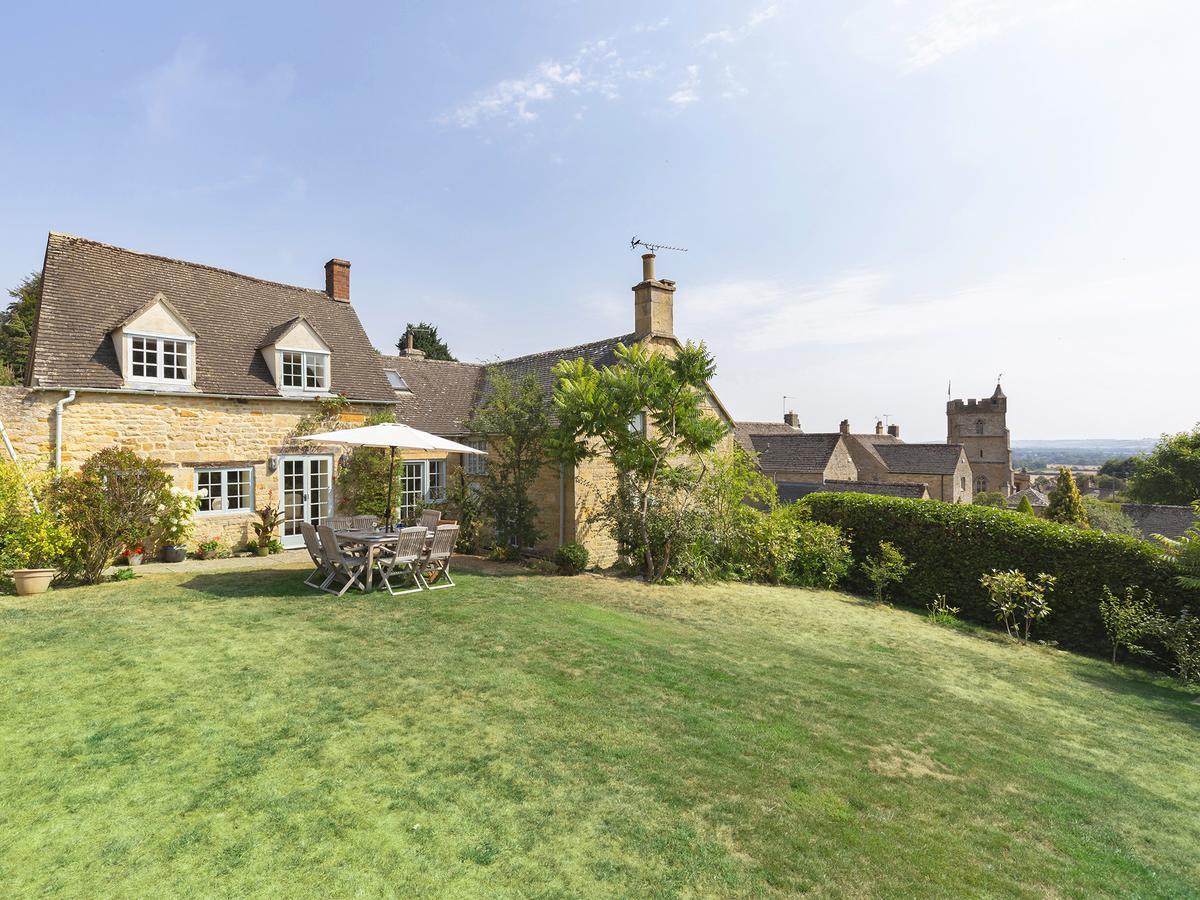 Pilgrim Cottage Bourton on the Hill Buitenkant foto